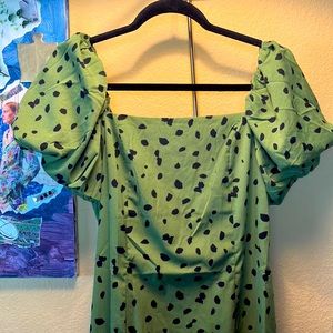 Moon River Green and black spotted Dress Size Medium